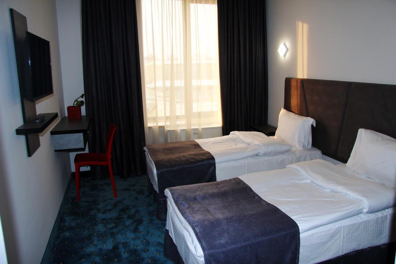 Nice Hotel Erywań Zewnętrze zdjęcie