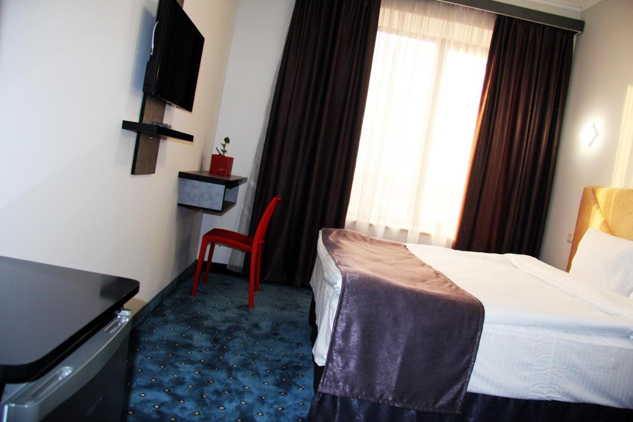 Nice Hotel Erywań Zewnętrze zdjęcie