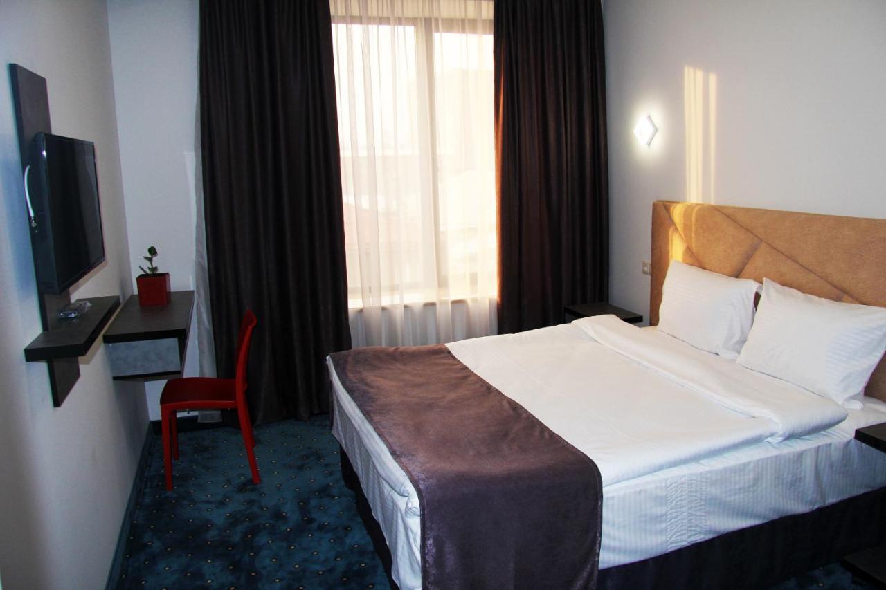 Nice Hotel Erywań Zewnętrze zdjęcie