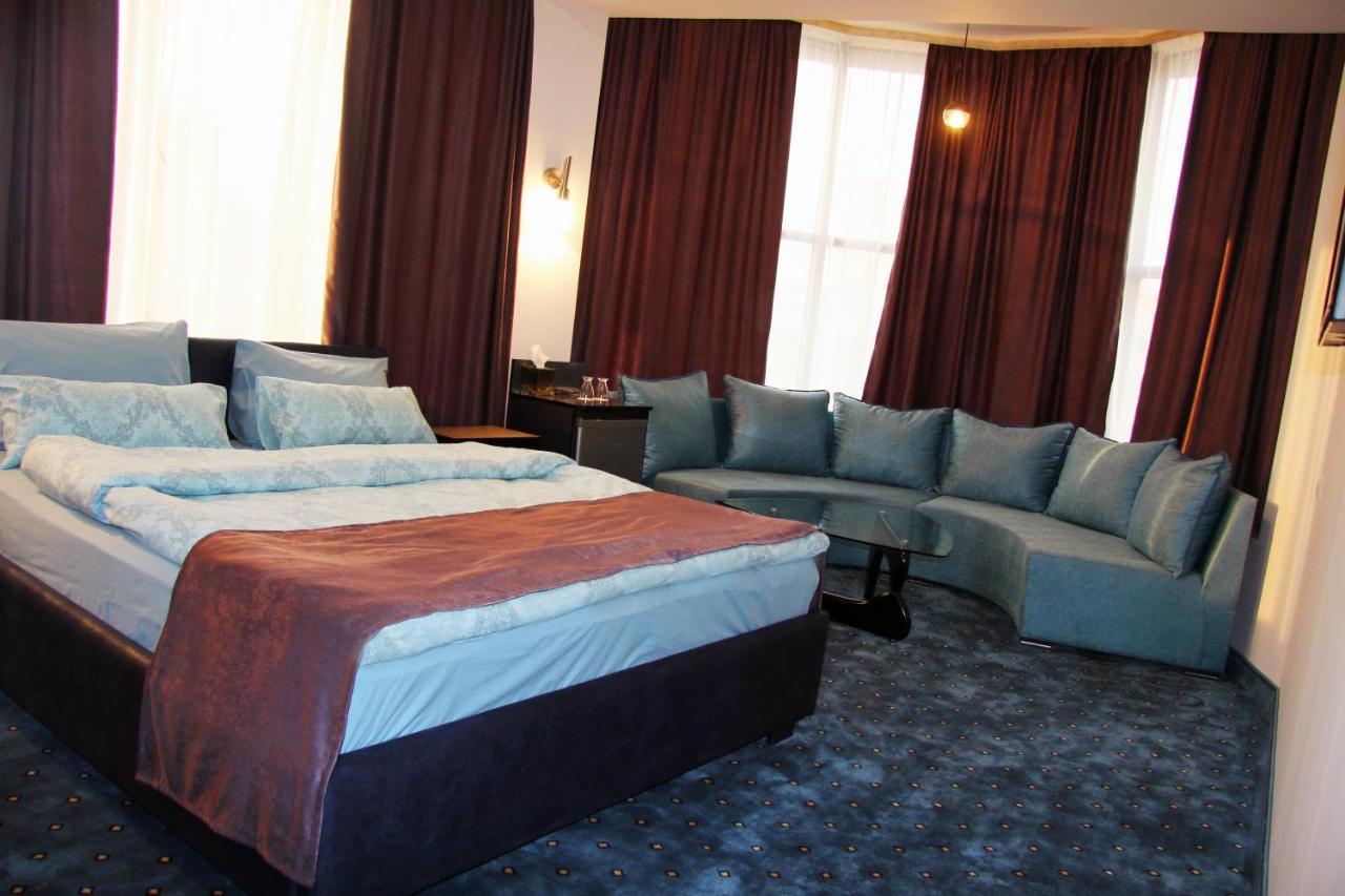 Nice Hotel Erywań Zewnętrze zdjęcie